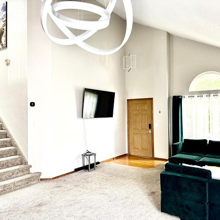 Artsy Home Close To Usafa With Fireplace And Patio Colorado Springs Exteriér fotografie