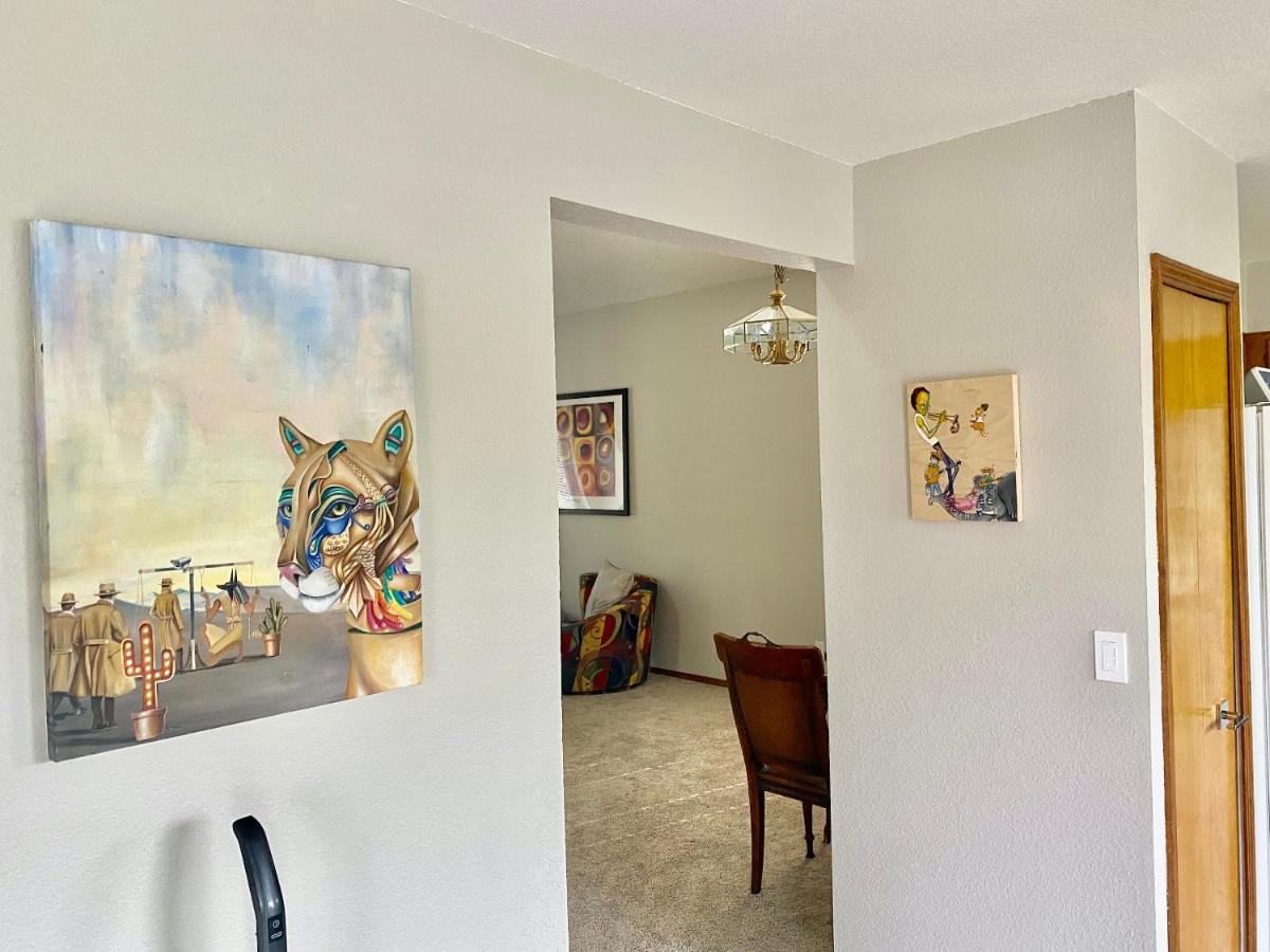 Artsy Home Close To Usafa With Fireplace And Patio Colorado Springs Exteriér fotografie